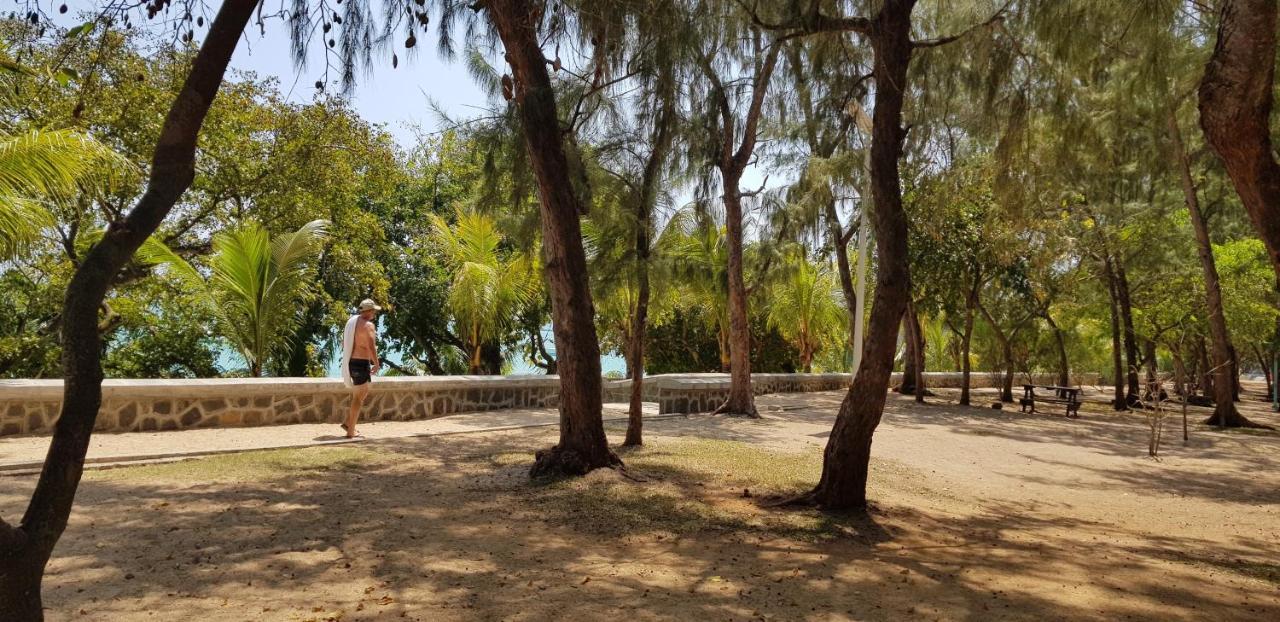 Beachwalk Deluxe Apartment - 50 Steps To The Beach Cap Malheureux Εξωτερικό φωτογραφία